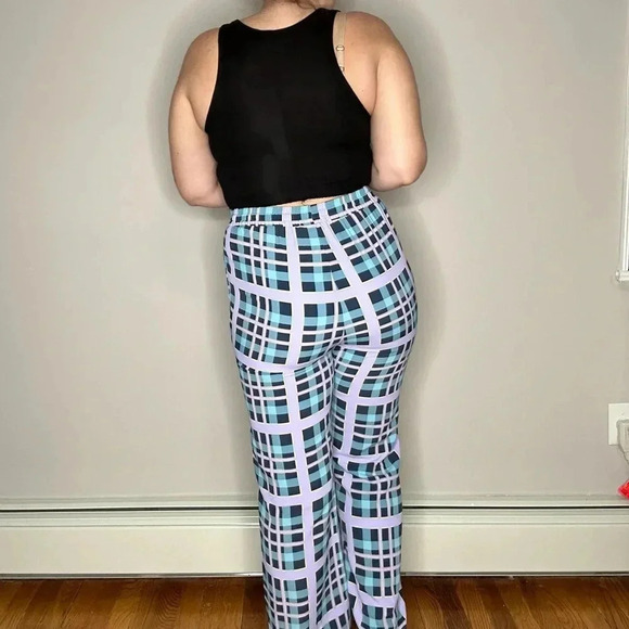 Pastel Plaid Pants with Elastic Waist - Picture 3 of 4